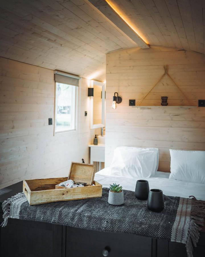 Glamping - 25 Min Roermond, Maasmechelen & Maastricht Hotell Kinrooi Exteriör bild