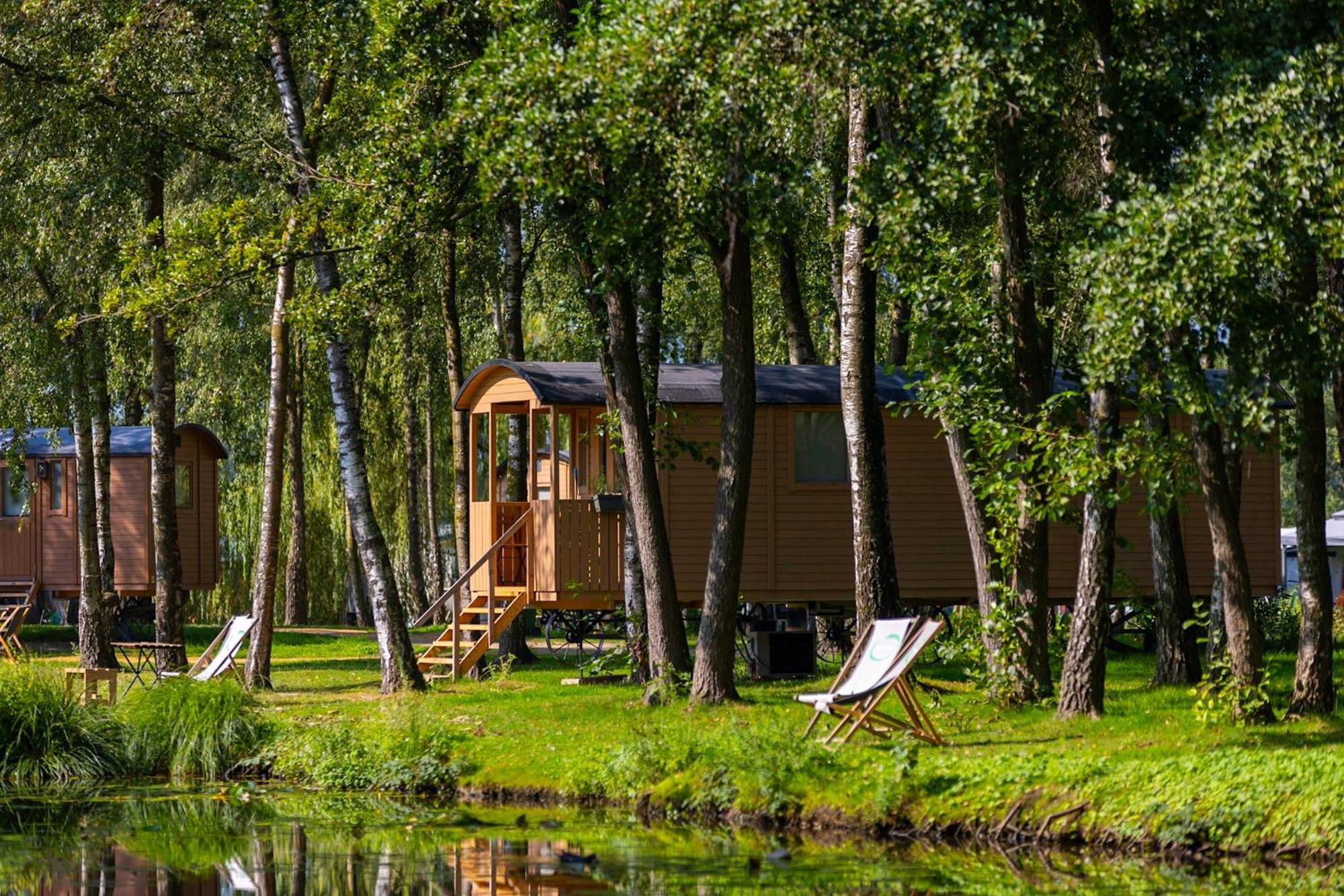 Glamping - 25 Min Roermond, Maasmechelen & Maastricht Hotell Kinrooi Exteriör bild